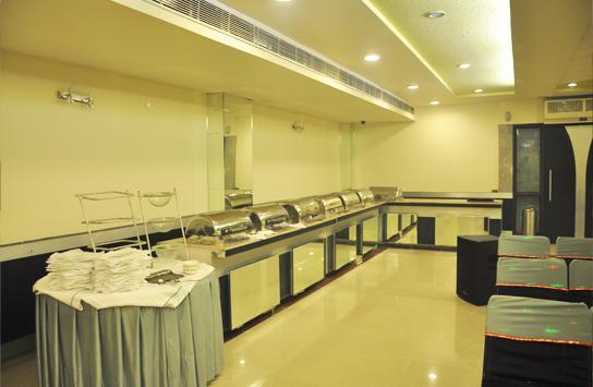 Hotel Silver Stone Ludhijána Kültér fotó
